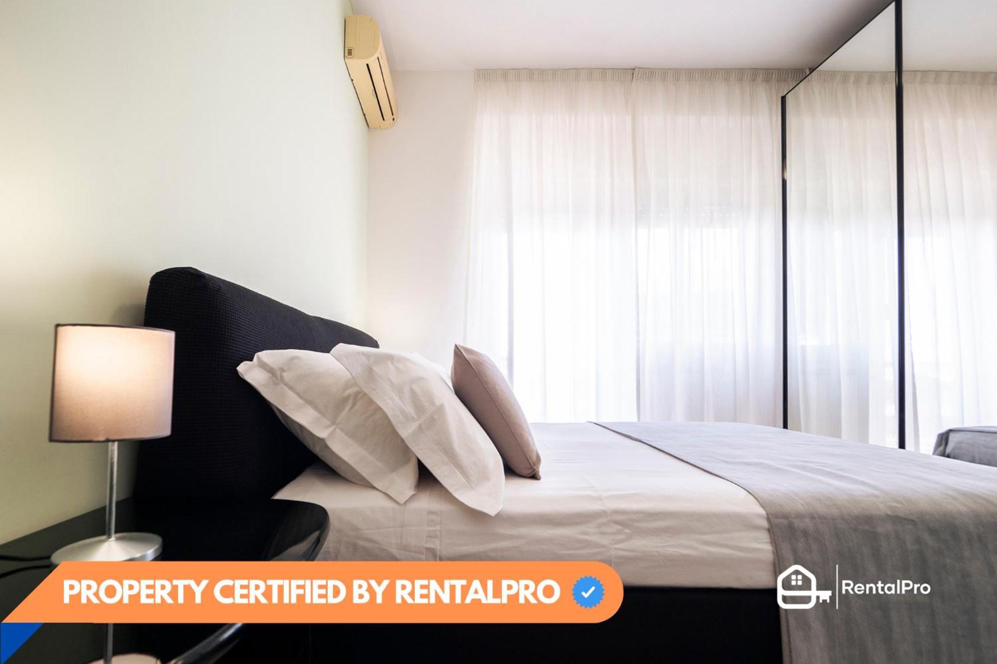 A/c - Pool - Parking Metro B Apartamento *