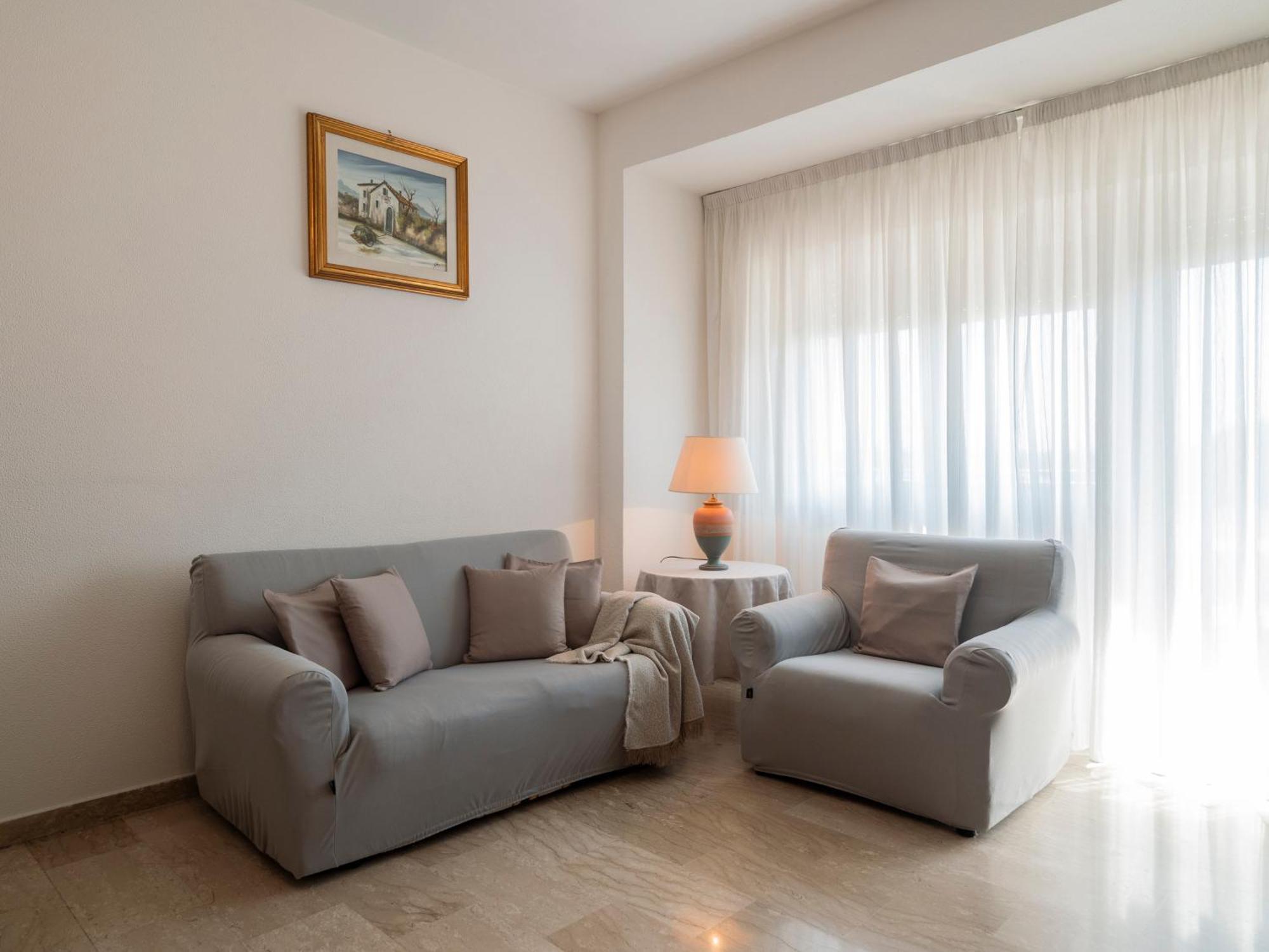 A/c - Pool - Parking Metro B Apartamento